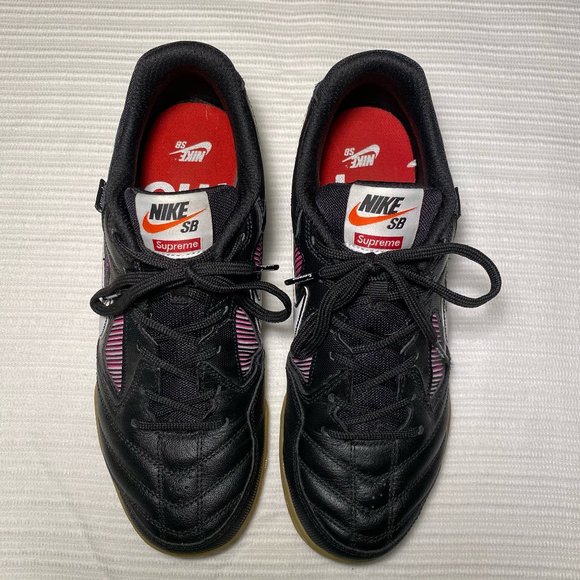 supreme indoor soccer shoes